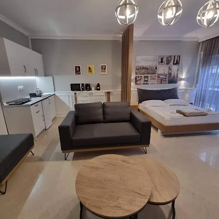 Center Point Thessaloniki Apartment Exterior photo